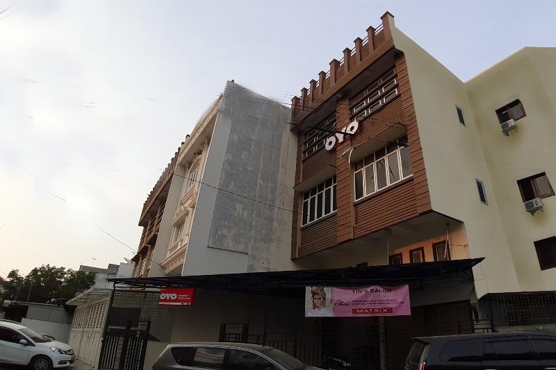 Oyo 1053 Angelyn Home Stay Medan Eksteriør bilde